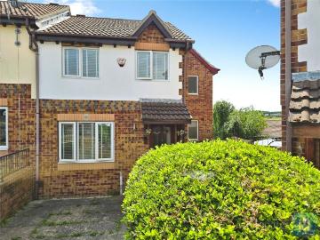 5 bedroom semi detached house for sale
