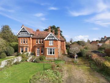 5 bedroom semi detached house for sale
