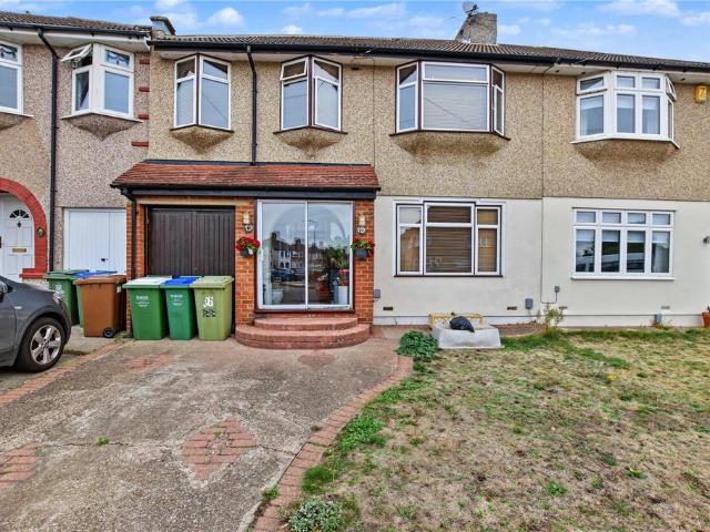 5 bedroom semi detached house for sale