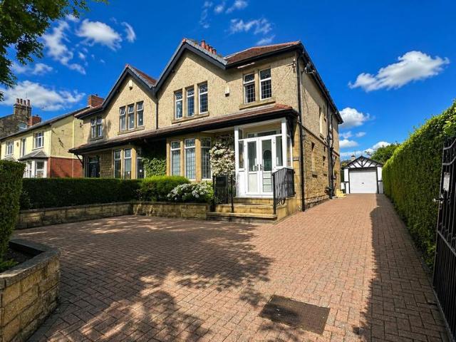 5 bedroom semi detached house for sale