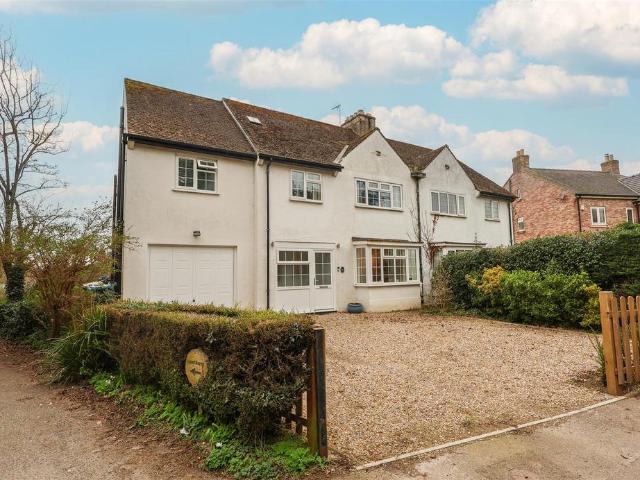 5 bedroom semi detached house for sale