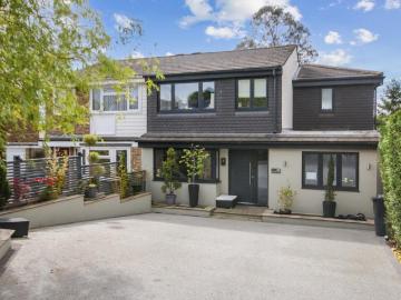 5 bedroom semi detached house for sale
