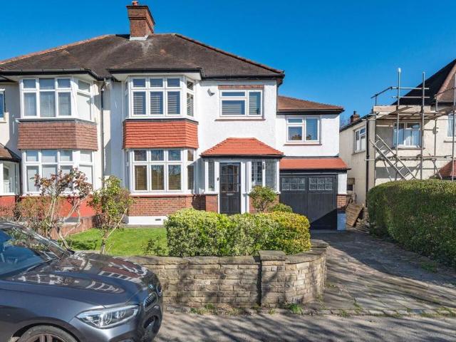 5 bedroom semi detached house for sale