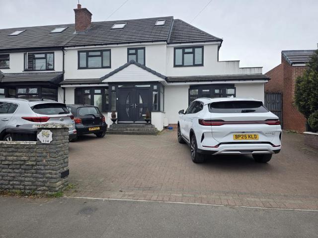5 bedroom semi detached house for sale