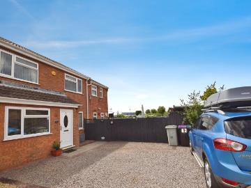 East Lindsey, East of England - Garden