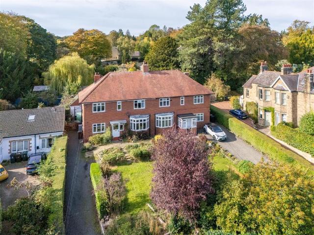 5 bedroom semi detached house for sale