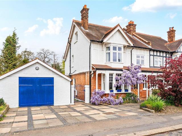 5 bedroom semi detached house for sale