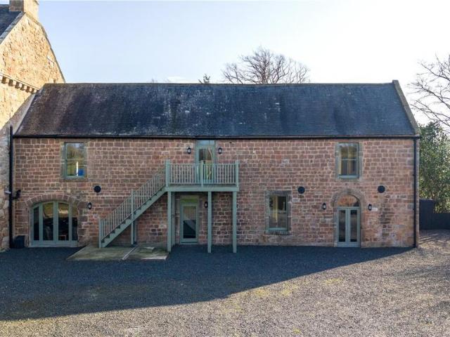 5 bedroom semi detached house for sale