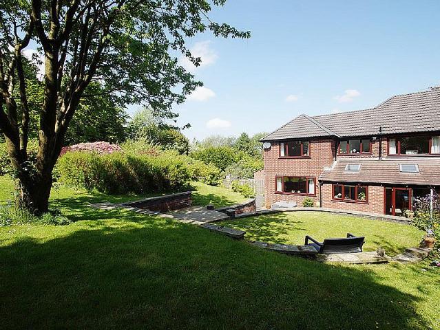5 bedroom semi detached house for sale
