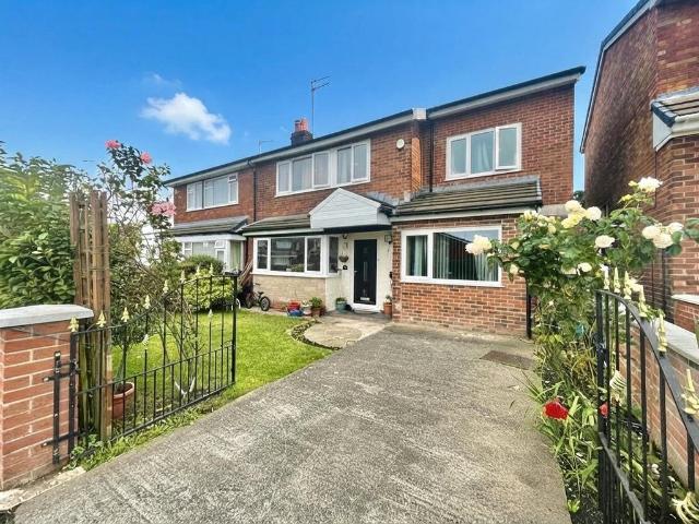 5 bedroom semi detached house for sale