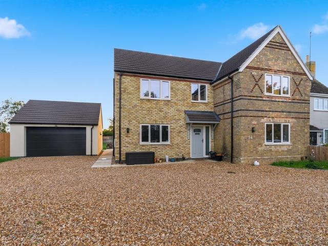 5 bedroom semi detached house for sale