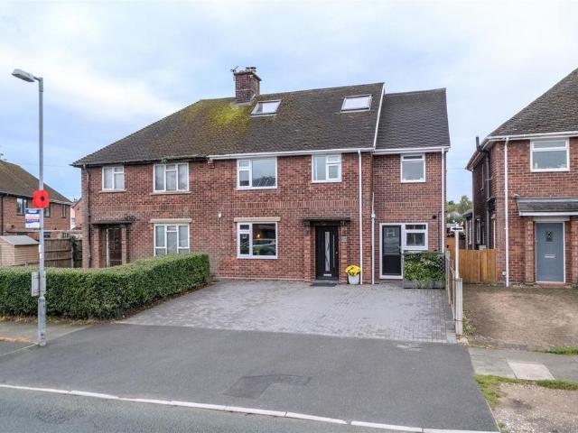 5 bedroom semi detached house for sale
