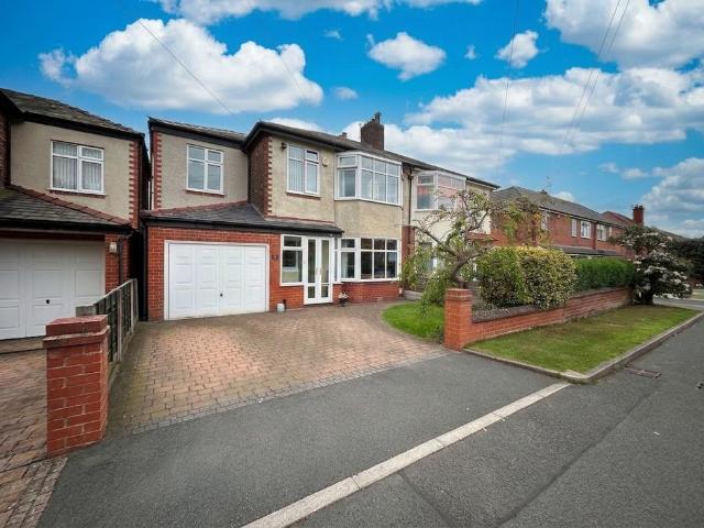 5 bedroom semi detached house for sale