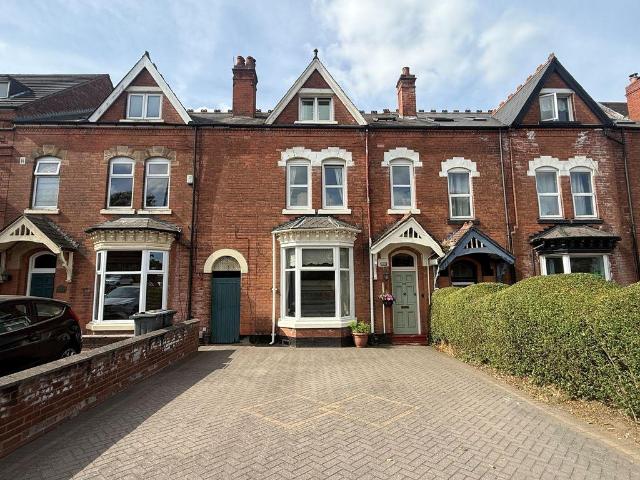 5 bedroom semi detached house for sale