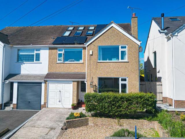 5 bedroom semi detached house for sale