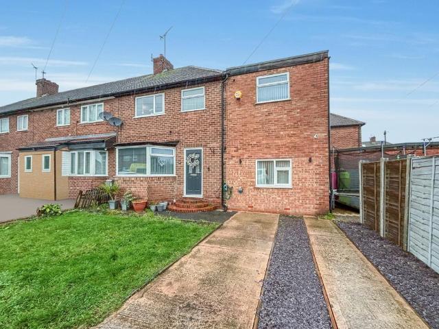 5 bedroom semi detached house for sale