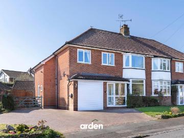 5 bedroom semi detached house for sale