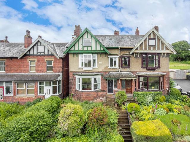 5 bedroom semi detached house for sale