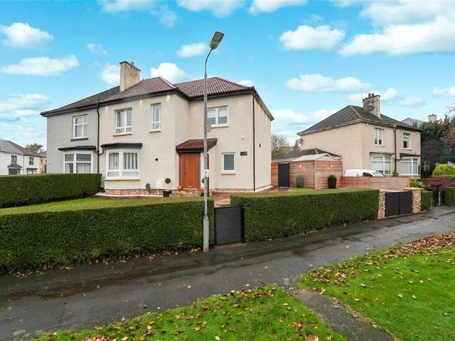 5 bedroom semi detached house for sale