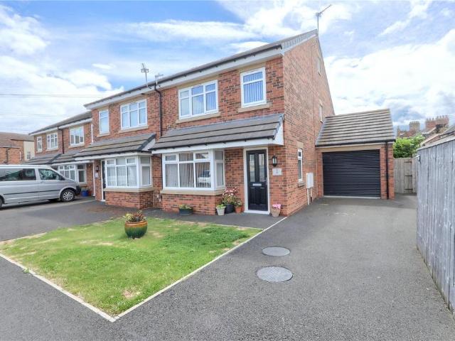 5 bedroom semi detached house for sale