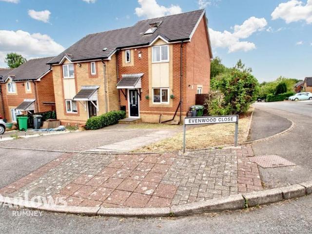 5 bedroom semi detached house for sale
