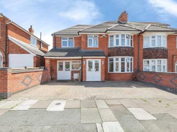 5 bedroom semi detached house for sale