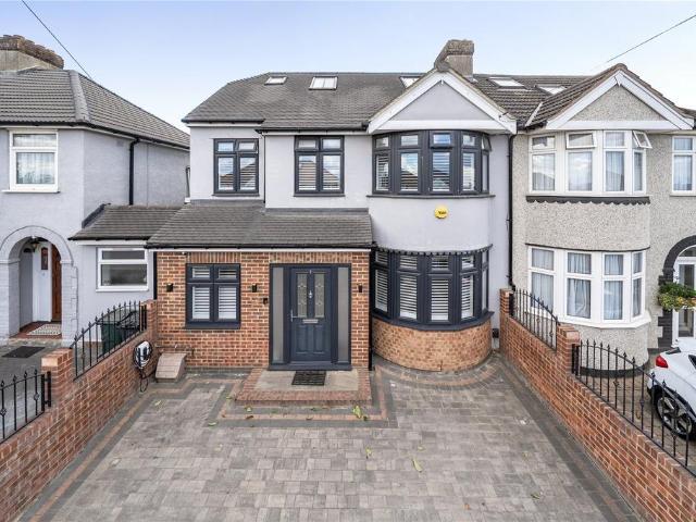 5 bedroom semi detached house for sale