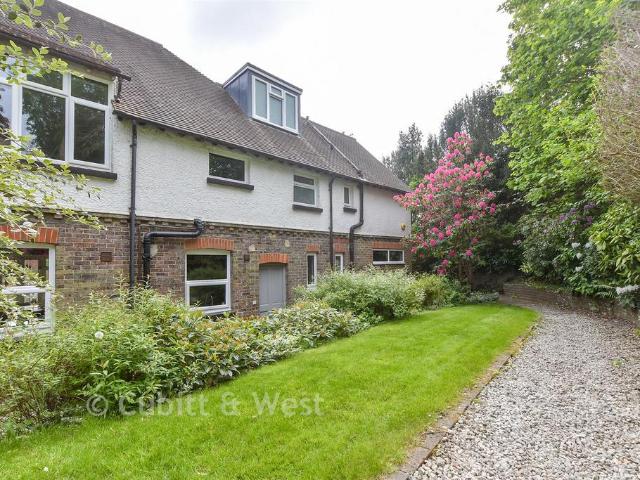 5 bedroom semi detached house for sale