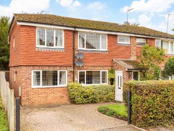 5 bedroom semi detached house for sale