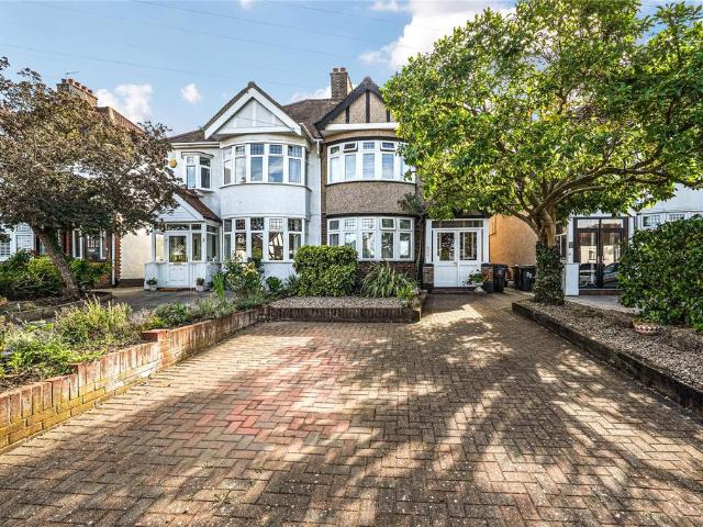 5 bedroom semi detached house for sale