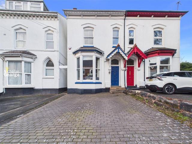 5 bedroom semi detached house for sale