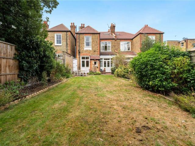 5 bedroom semi detached house for sale