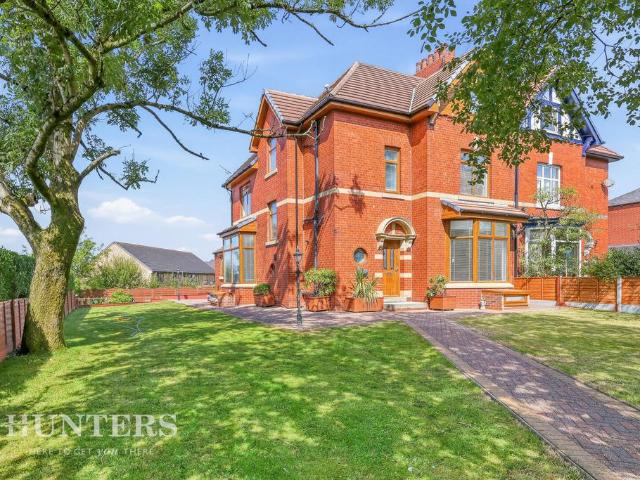 5 bedroom semi detached house for sale