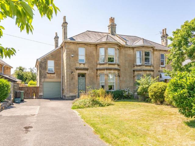 5 bedroom semi detached house for sale