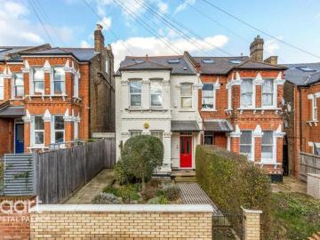 5 bedroom semi detached house for sale