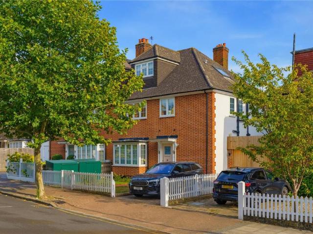5 bedroom semi detached house for sale