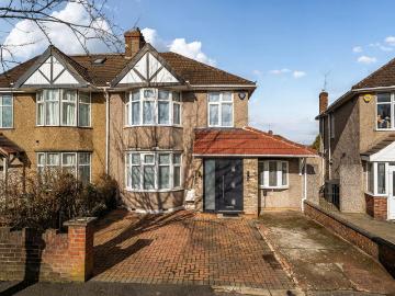 5 bedroom semi detached house for sale