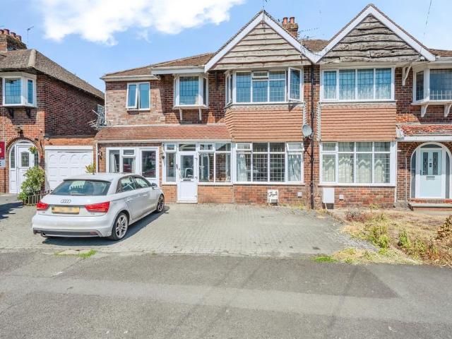 5 bedroom semi detached house for sale