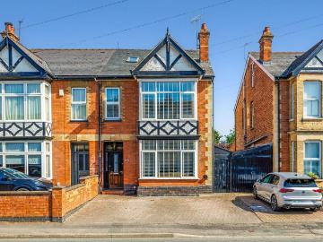 5 bedroom semi detached house for sale
