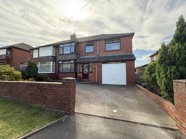 5 bedroom semi detached house for sale