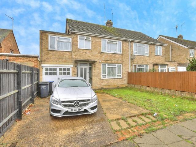 5 bedroom semi detached house for sale
