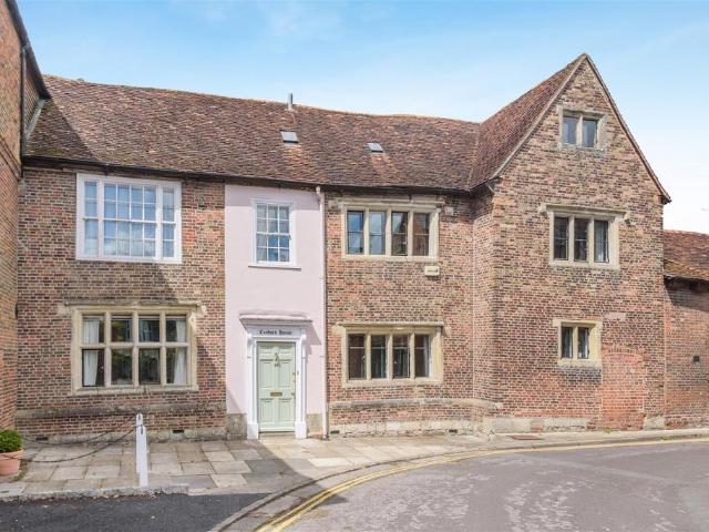 4 bedroom semi detached house for sale