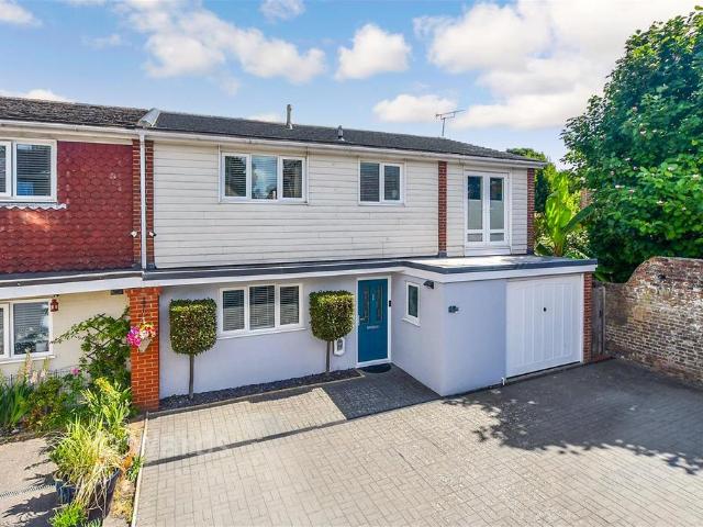 5 bedroom semi detached house for sale