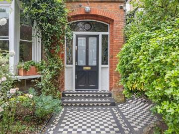 Brondesbury, London, Greater London - Garden