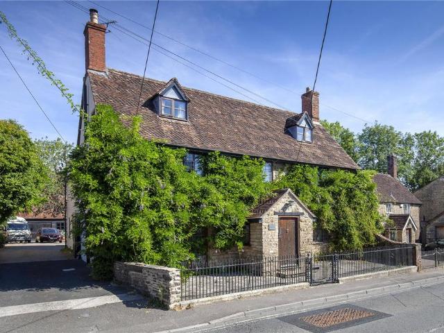 5 bedroom semi detached house for sale