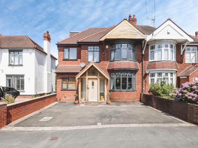 5 bedroom semi detached house for sale