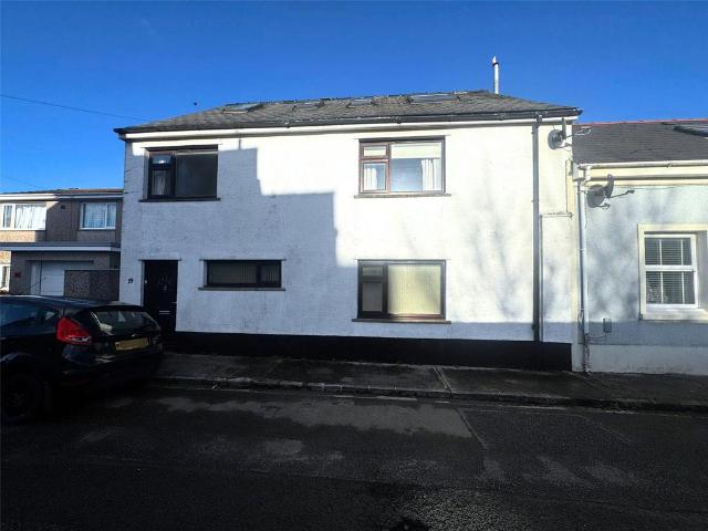 5 bedroom semi detached house for sale