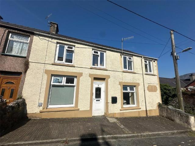 5 bedroom semi detached house for sale