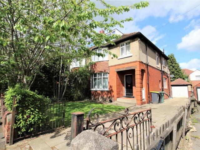 5 bedroom semi detached house for sale