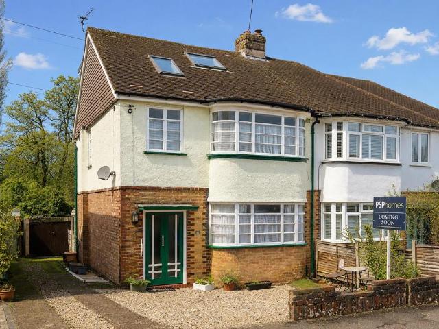 5 bedroom semi detached house for sale